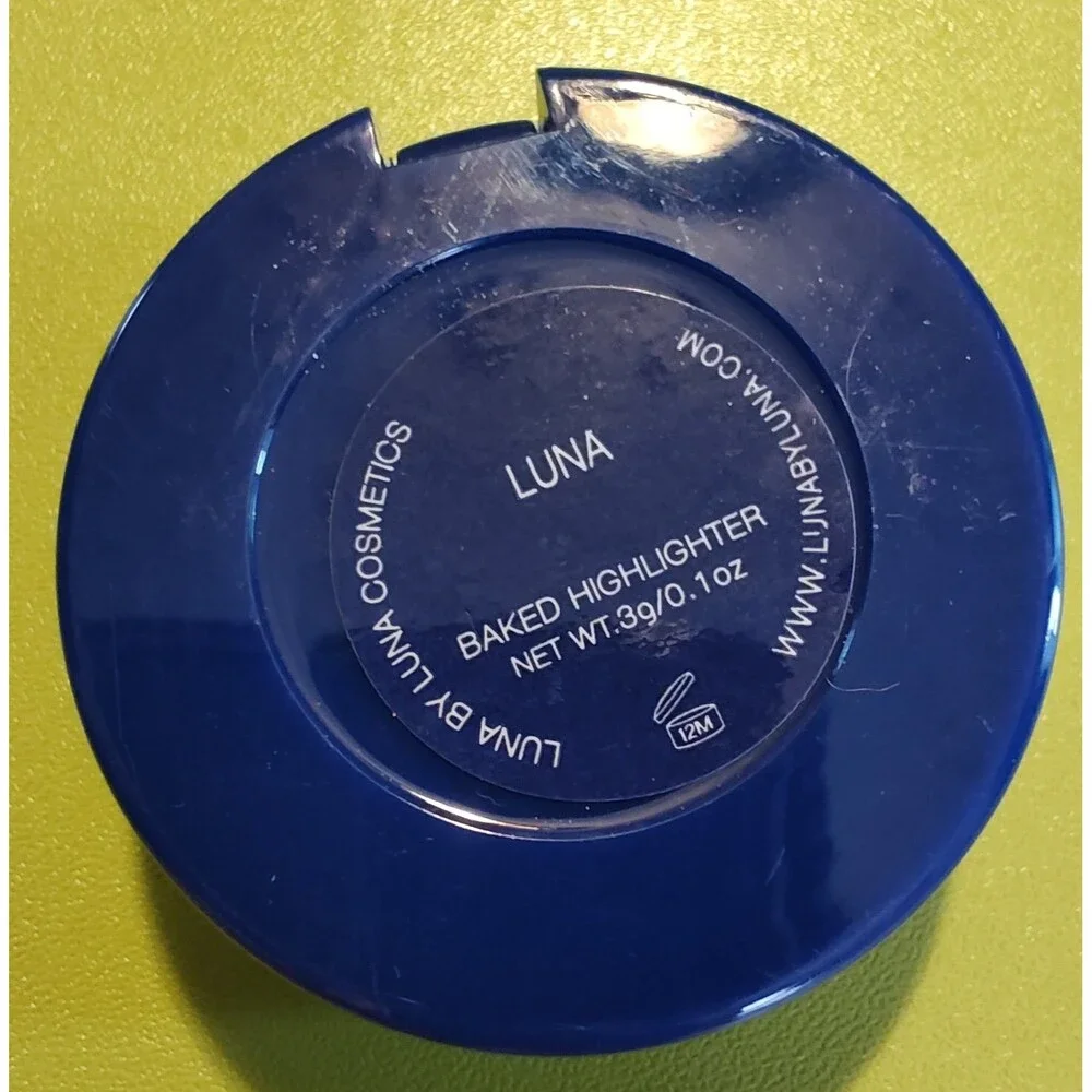 Luna By Luna Cosmetics Baked Highlighter In Shade CALYPSO 3g/.1oz Full Size RARE